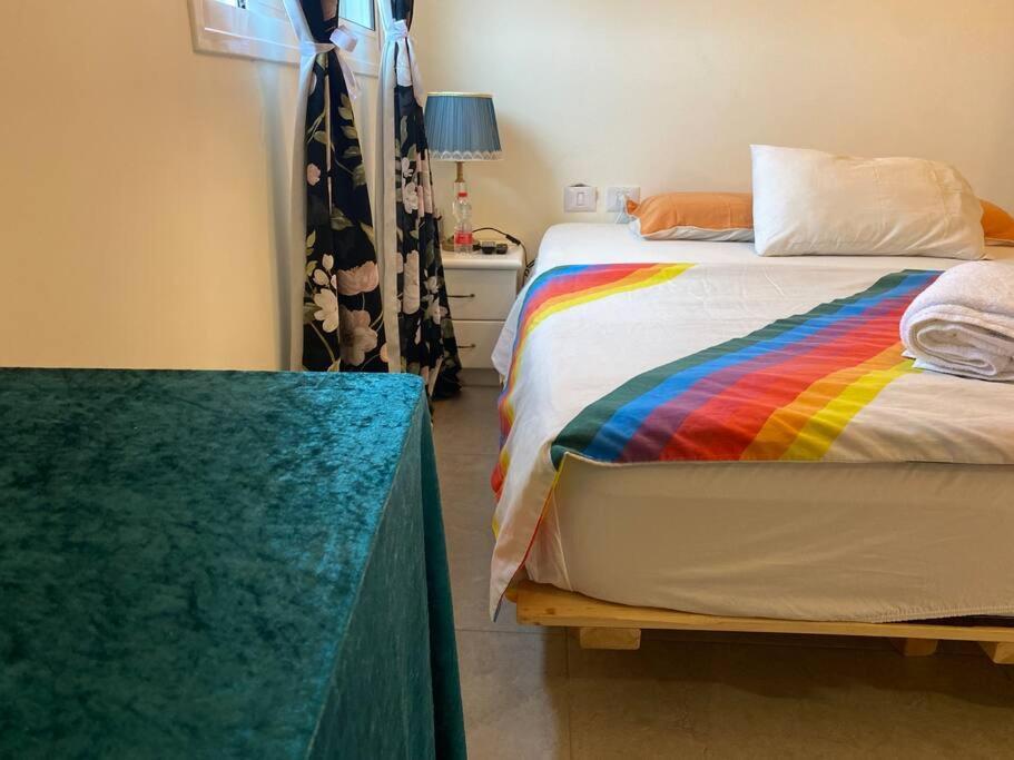 Sarin Room Yehud-Monosson Dış mekan fotoğraf